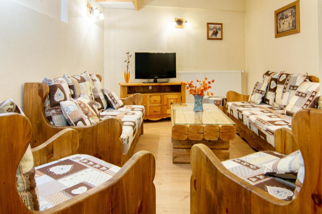 Chalet Hotel La Tarine 佩塞楠克鲁瓦 外观 照片