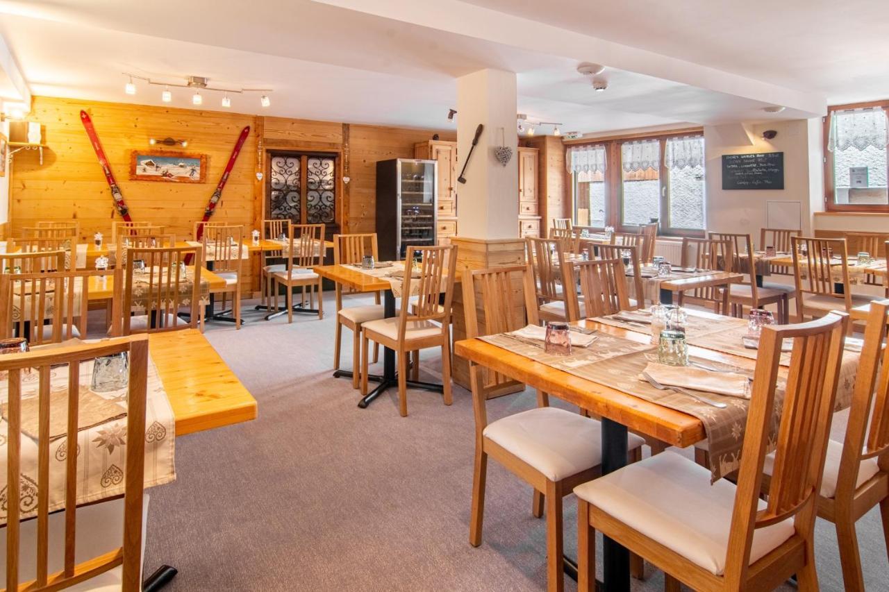 Chalet Hotel La Tarine 佩塞楠克鲁瓦 外观 照片