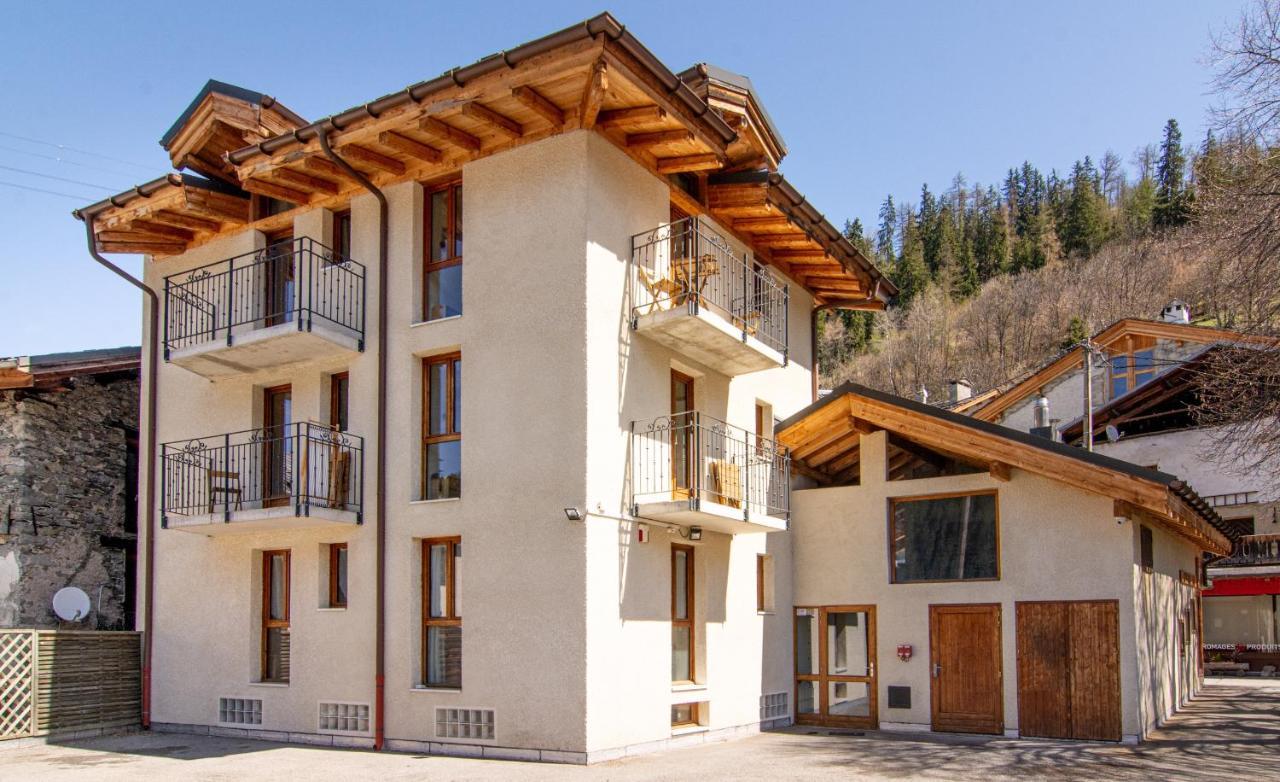 Chalet Hotel La Tarine 佩塞楠克鲁瓦 外观 照片