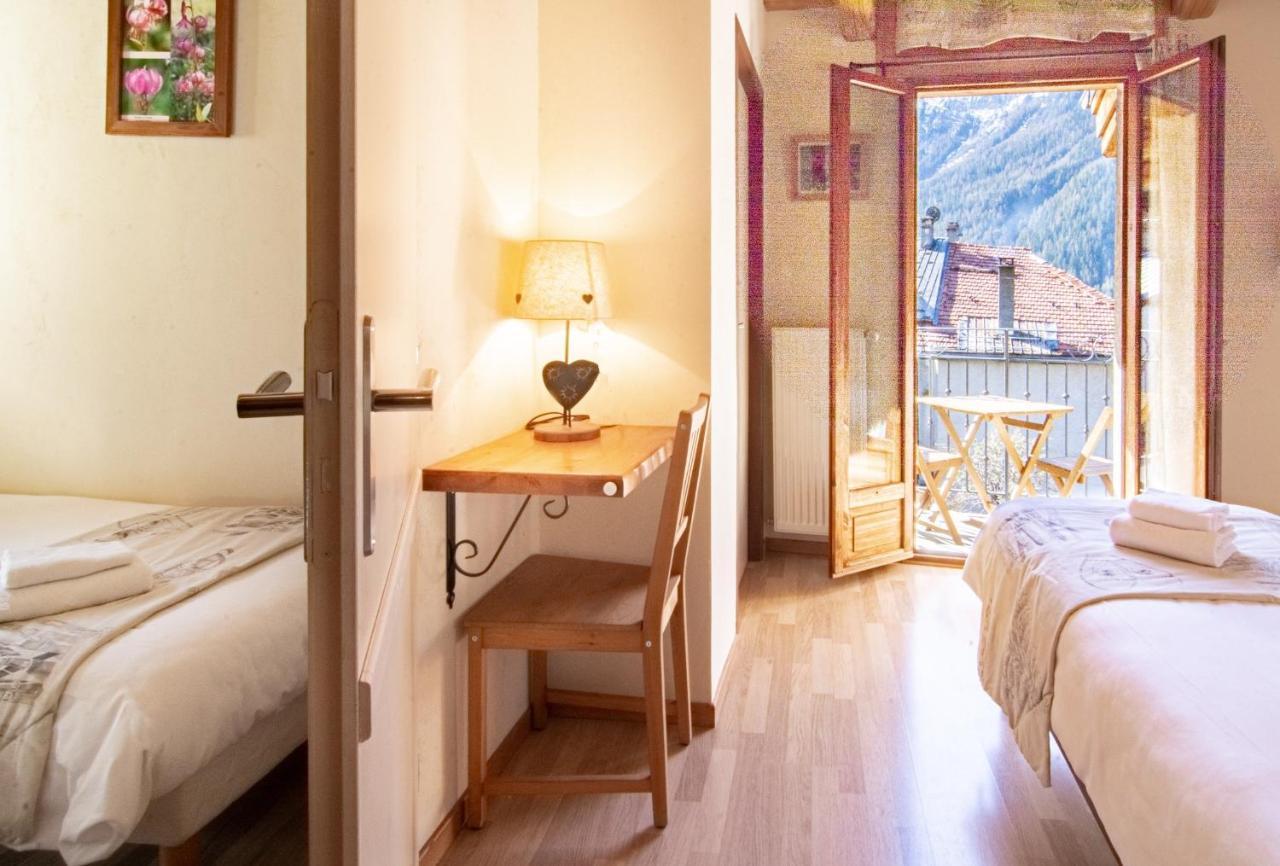 Chalet Hotel La Tarine 佩塞楠克鲁瓦 外观 照片