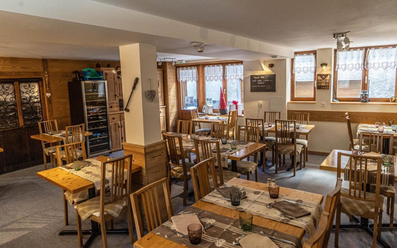 Chalet Hotel La Tarine 佩塞楠克鲁瓦 外观 照片