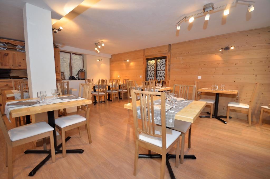 Chalet Hotel La Tarine 佩塞楠克鲁瓦 外观 照片