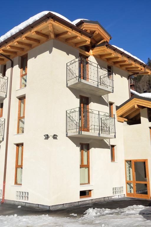Chalet Hotel La Tarine 佩塞楠克鲁瓦 外观 照片