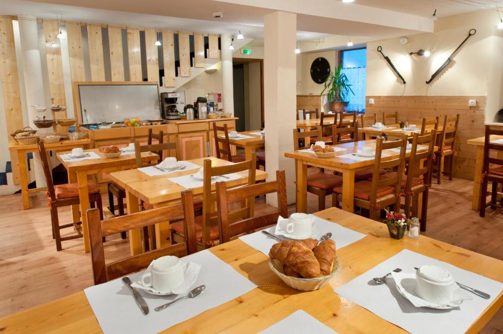 Chalet Hotel La Tarine 佩塞楠克鲁瓦 外观 照片